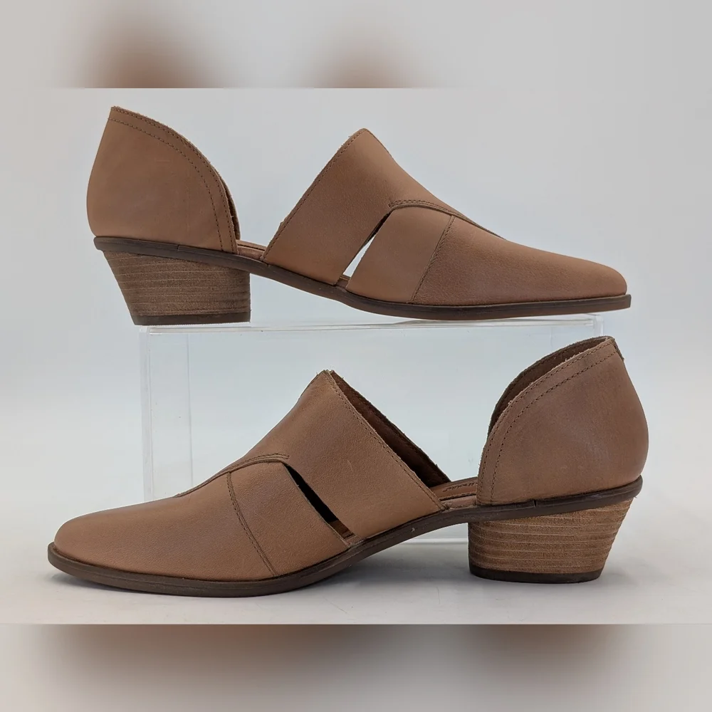 Lucky Brand Minnsy Sz US 9.5W / EU41 Leather Women Tan Slip-On Almond Toe Loafer
